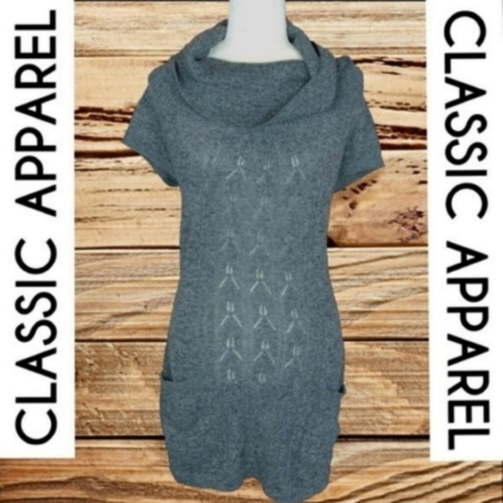 NWT! COWL NECK SHORT SLEEVE SWEATER DRESS! ❤️